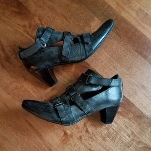 Fidji Gray Booties W/Buckle Straps SZ 37.5